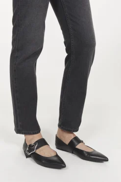 Aura Coral Flats Rodebjer