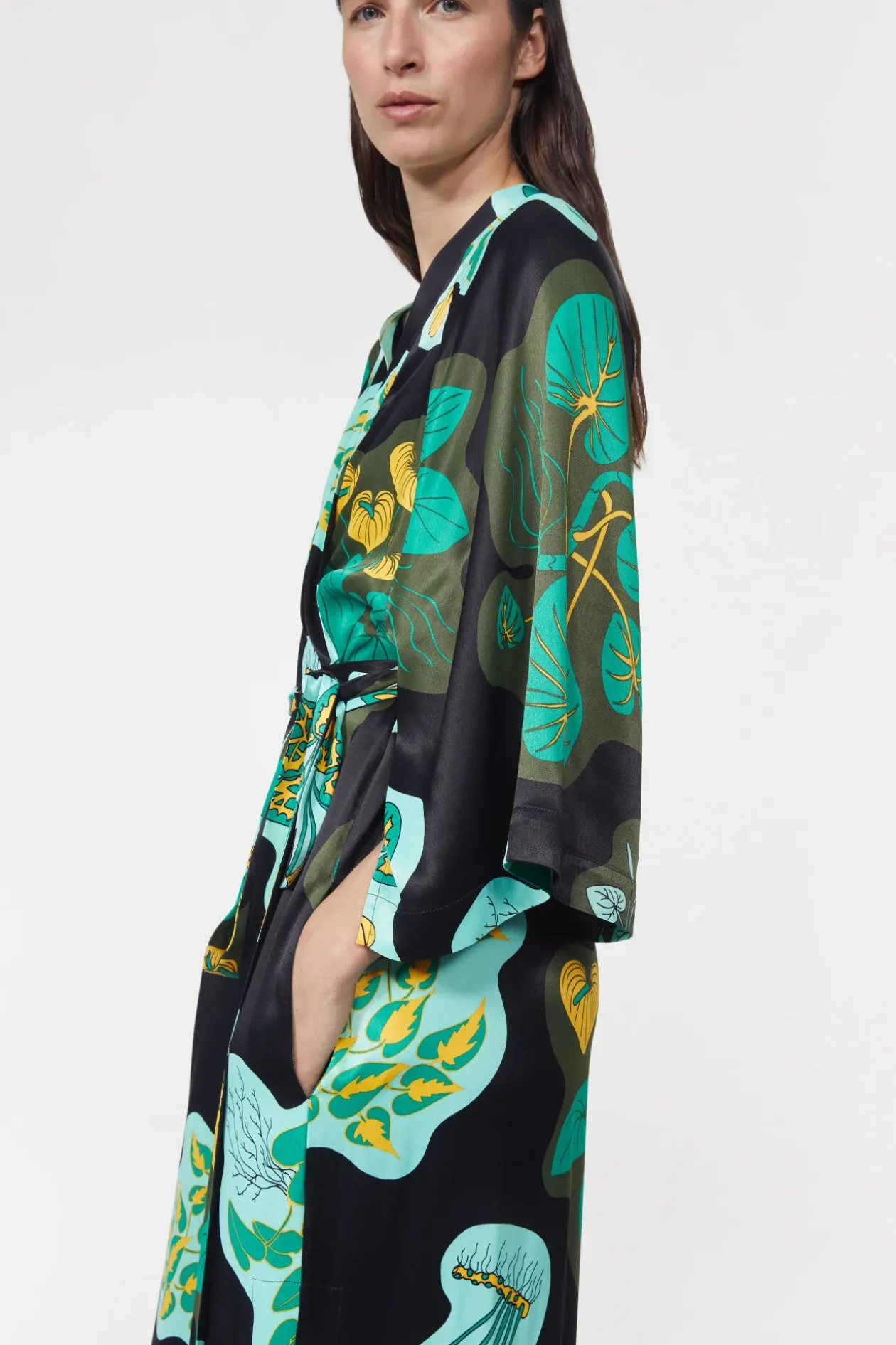 Mabelin Cape Leaf Rodebjer